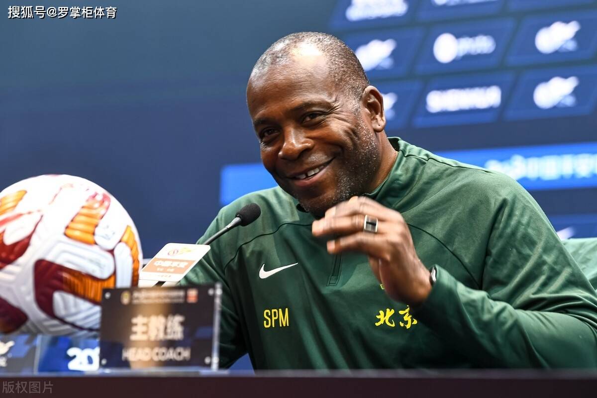 关于转折点！埃因霍温主帅复盘，欧超杯加时末段攻防权衡，悬念犹存，临场指挥获称赞的信息