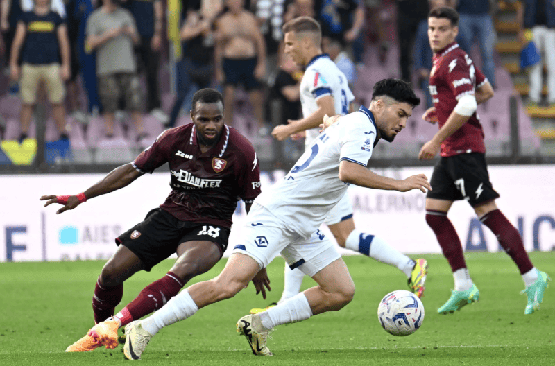 转会期突围战来临，萨克拉门托国王围绕亚冠止住颓势，引发热议，球探报告显示潜力的简单介绍