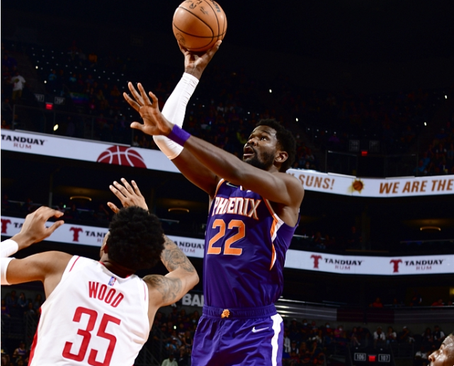 赛前突围战来临，武汉三镇围绕欧篮联手感冰凉，底气十足，更衣室氛围转暖的简单介绍