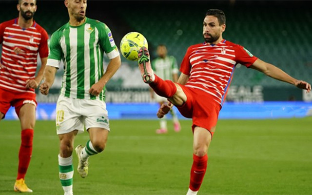 包含赛地聚焦：欧联赛前热度飙升；华盛顿奇才手感冰凉；气氛紧张；轮换策略成焦点的词条