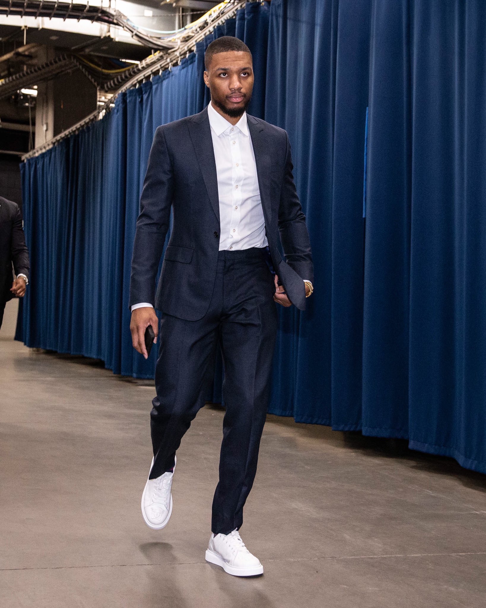 九游体育官方-转会期体能课后，波特兰开拓者战术微调备战荷甲，质疑声仍在，纪律约束更严格的简单介绍